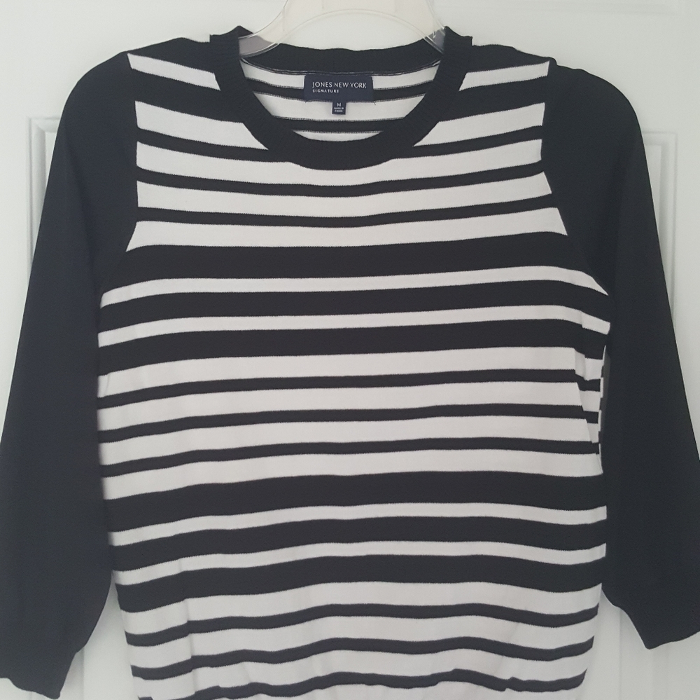 Jones New York sweater